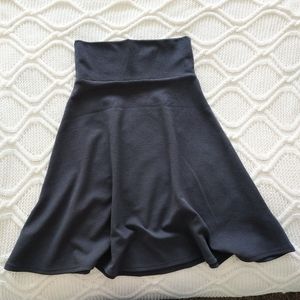 4/$25 ❤️ LuLaRoe Azure Skirt Small Charcoal Grey